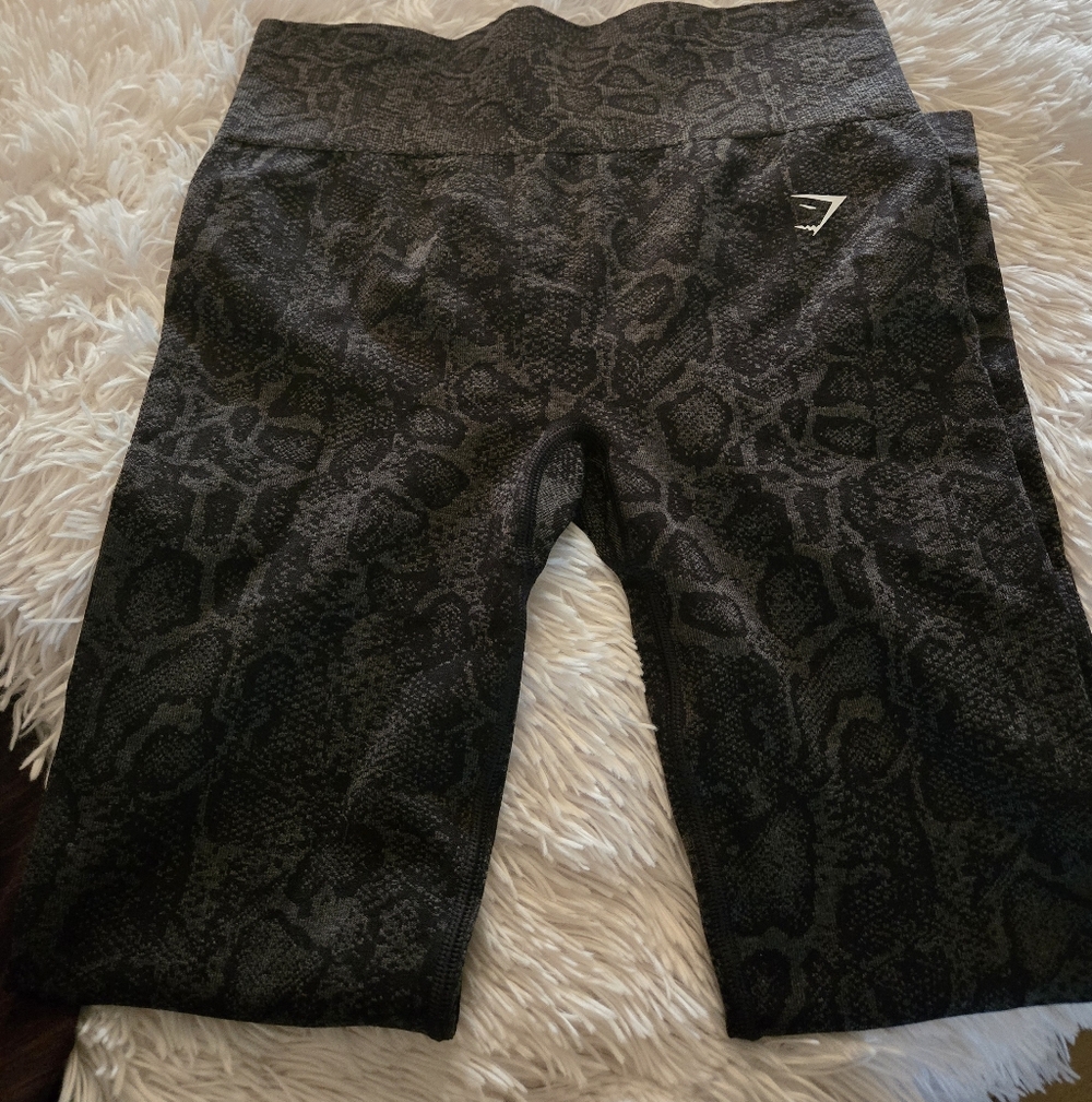 Gymshark Dark Snake-Print Leggings - Black